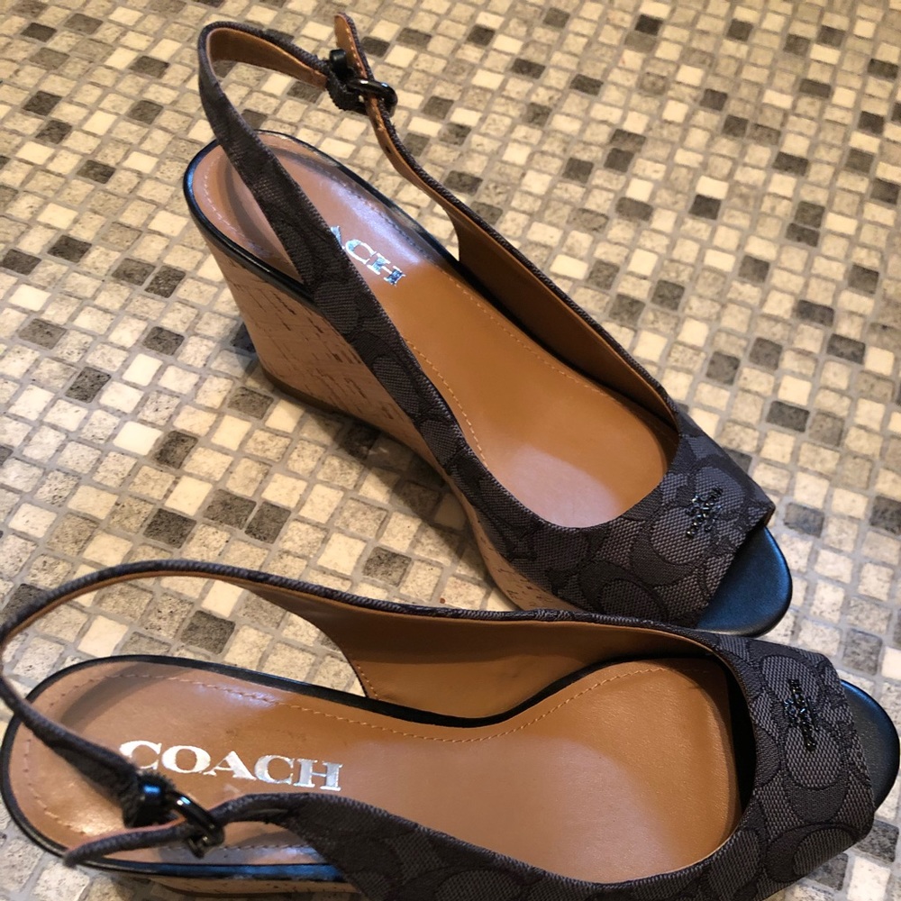 Women’s coach wedges